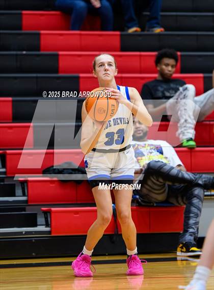 Thumbnail 1 in South Iredell vs Mooresville (North Iredell Holiday Classic) photogallery.