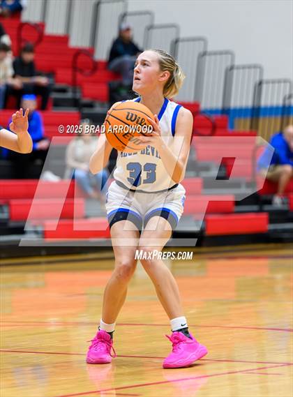 Thumbnail 1 in South Iredell vs Mooresville (North Iredell Holiday Classic) photogallery.