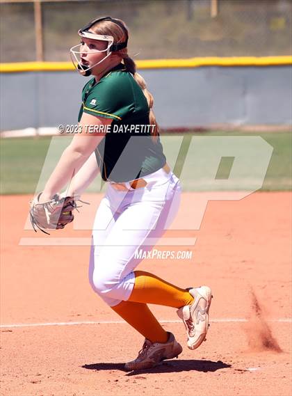 Thumbnail 3 in Horizon @ Desert Mountain (AIA 5A Play In Game) photogallery.