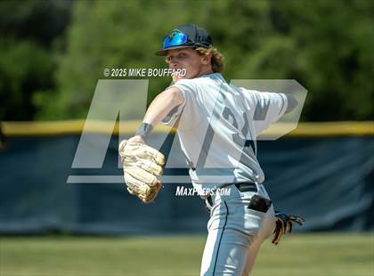 Thumbnail 2 in Thousand Oaks vs Dos Pueblos (CIF-SS D4 Semifinal) photogallery.