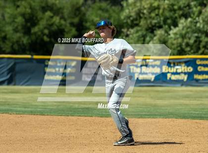 Thumbnail 2 in Thousand Oaks vs Dos Pueblos (CIF-SS D4 Semifinal) photogallery.