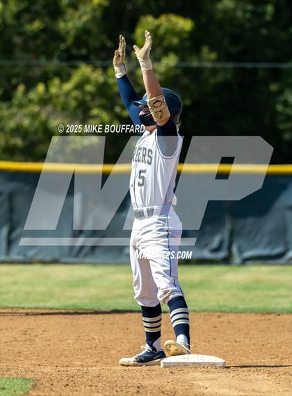 Thumbnail 1 in Thousand Oaks vs Dos Pueblos (CIF-SS D4 Semifinal) photogallery.