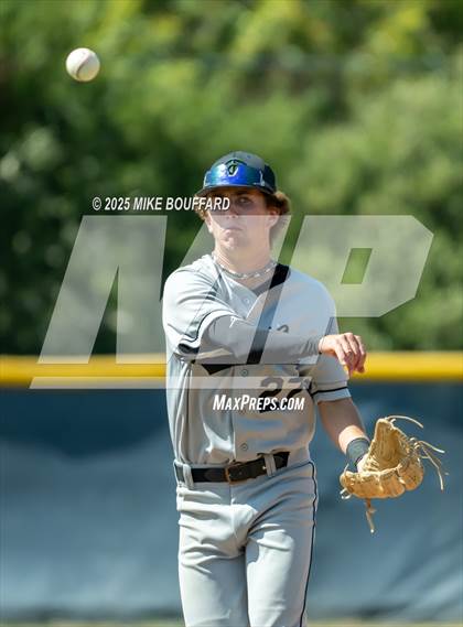 Thumbnail 1 in Thousand Oaks vs Dos Pueblos (CIF-SS D4 Semifinal) photogallery.