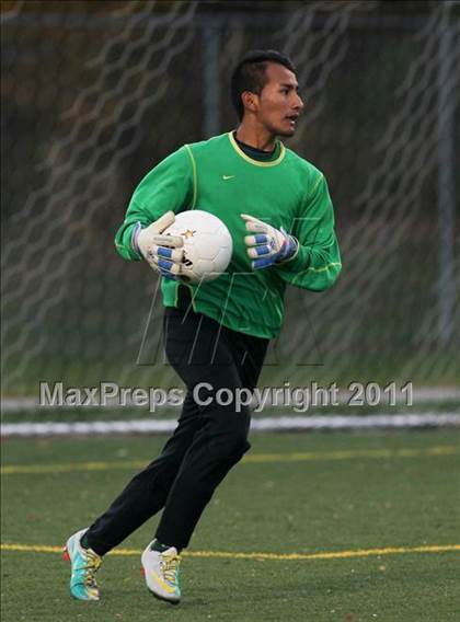 Thumbnail 1 in New London @ Wilton (CIAC Class L 1st Round) photogallery.