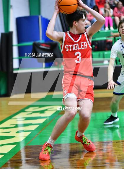 Thumbnail 2 in Stigler vs. Braggs photogallery.