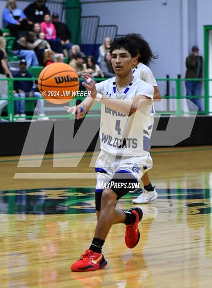 Thumbnail 1 in Stigler vs. Braggs photogallery.