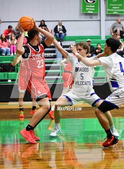 Thumbnail 1 in Stigler vs. Braggs photogallery.