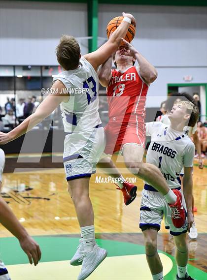 Thumbnail 3 in Stigler vs. Braggs photogallery.