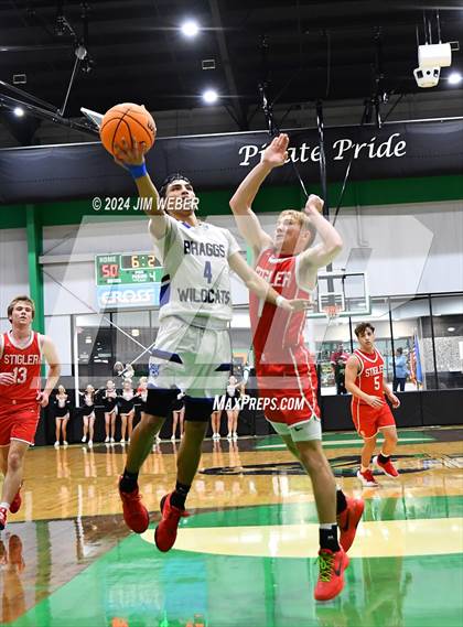 Thumbnail 3 in Stigler vs. Braggs photogallery.