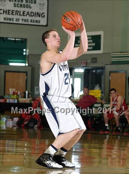 Thumbnail 3 in Winters vs. Vista del Lago (Ram Jam) photogallery.