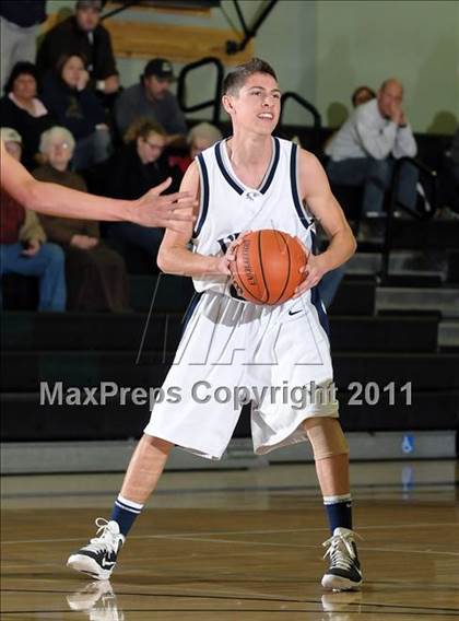 Thumbnail 3 in Winters vs. Vista del Lago (Ram Jam) photogallery.