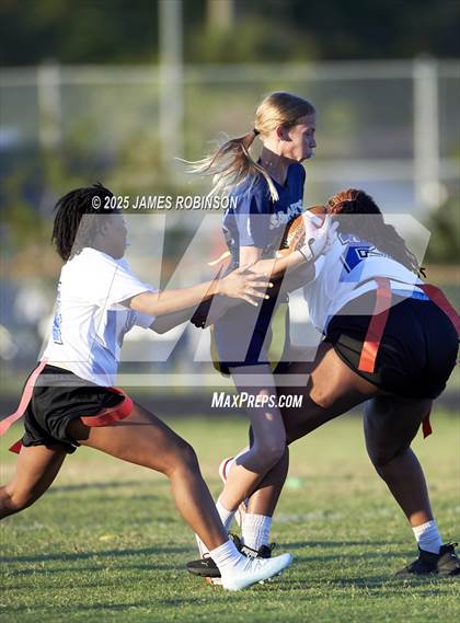 Thumbnail 1 in Stanton @ Sandalwood photogallery.