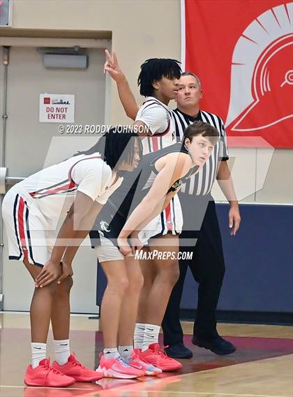 Thumbnail 3 in Guyer (Denton, Tx) vs Atascocita (McDonald's Texas Invitational) photogallery.