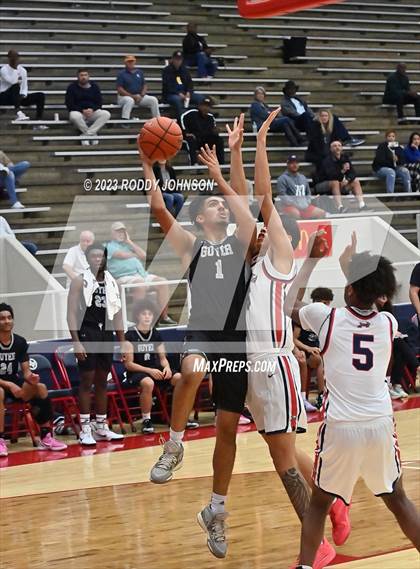 Thumbnail 1 in Guyer (Denton, Tx) vs Atascocita (McDonald's Texas Invitational) photogallery.