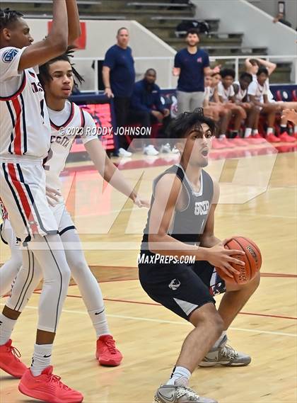 Thumbnail 1 in Guyer (Denton, Tx) vs Atascocita (McDonald's Texas Invitational) photogallery.