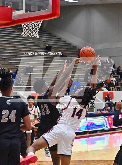 Thumbnail 3 in Guyer (Denton, Tx) vs Atascocita (McDonald's Texas Invitational) photogallery.