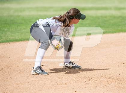 Thumbnail 3 in Murray @ Poway photogallery.