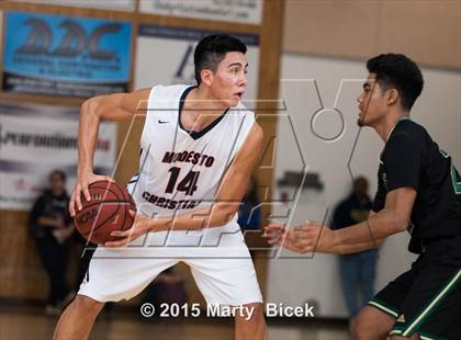 Thumbnail 3 in Long Beach Poly vs. Modesto Christian photogallery.