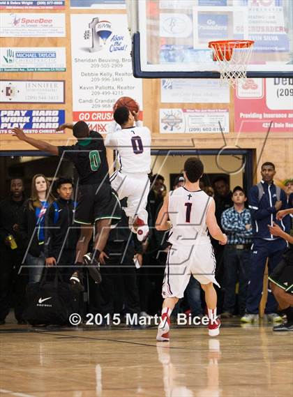 Thumbnail 2 in Long Beach Poly vs. Modesto Christian photogallery.