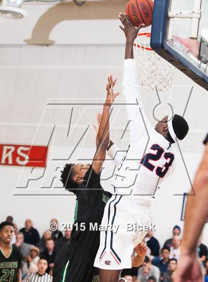 Thumbnail 2 in Long Beach Poly vs. Modesto Christian photogallery.