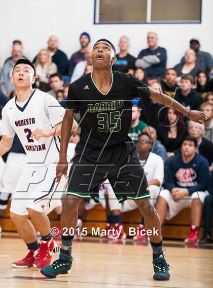 Thumbnail 3 in Long Beach Poly vs. Modesto Christian photogallery.