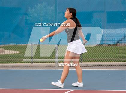 Thumbnail 1 in Arapahoe White vs Cherry Creek photogallery.