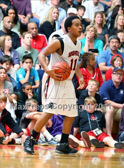 Thumbnail 2 in Loyola @ Harvard-Westlake photogallery.