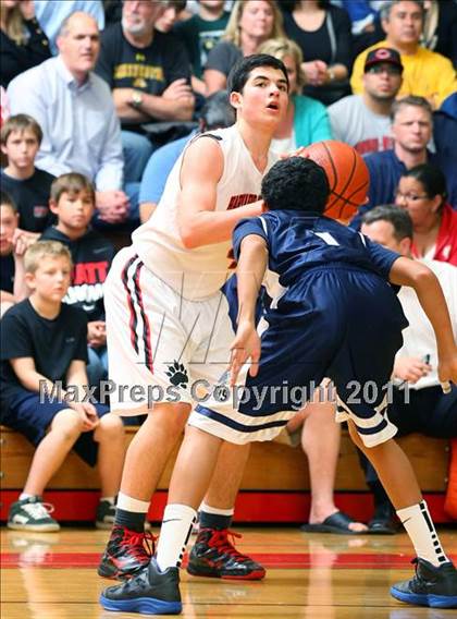 Thumbnail 1 in Loyola @ Harvard-Westlake photogallery.