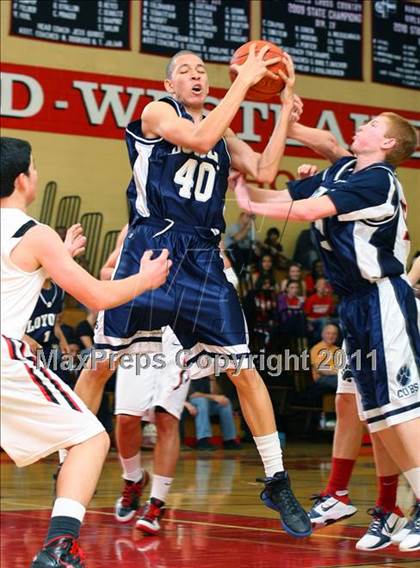 Thumbnail 2 in Loyola @ Harvard-Westlake photogallery.