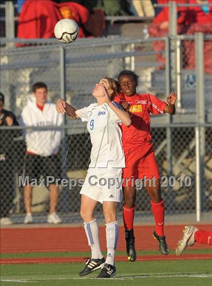 Thumbnail 3 in St. Francis vs. Davis (CIF SJS D1 Final) photogallery.
