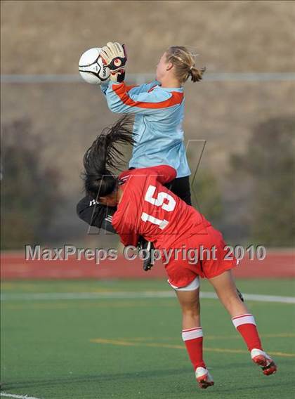 Thumbnail 3 in St. Francis vs. Davis (CIF SJS D1 Final) photogallery.