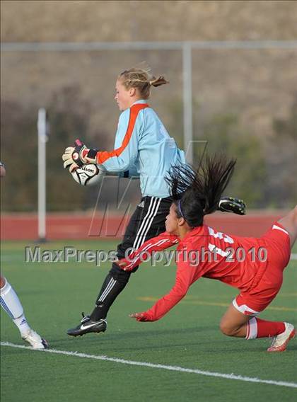 Thumbnail 2 in St. Francis vs. Davis (CIF SJS D1 Final) photogallery.
