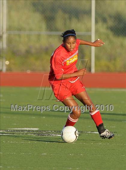 Thumbnail 1 in St. Francis vs. Davis (CIF SJS D1 Final) photogallery.