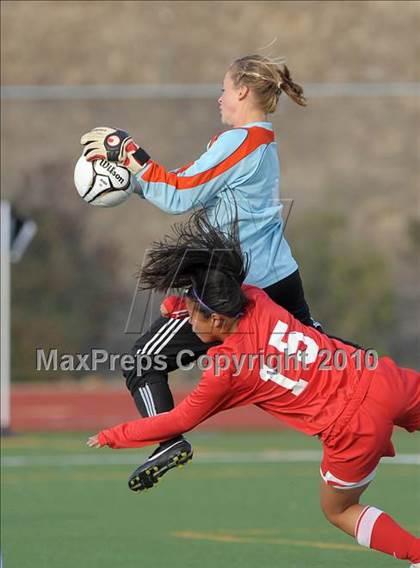 Thumbnail 1 in St. Francis vs. Davis (CIF SJS D1 Final) photogallery.