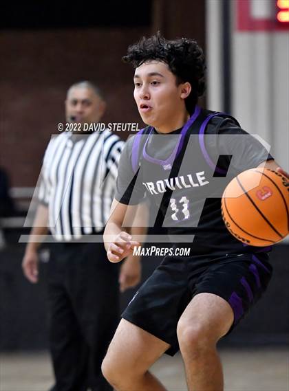 Thumbnail 1 in Oroville vs. El Dorado (Sac Adventist Holiday Invitational) photogallery.