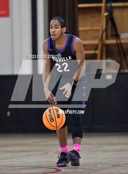 Thumbnail 1 in Oroville vs. El Dorado (Sac Adventist Holiday Invitational) photogallery.
