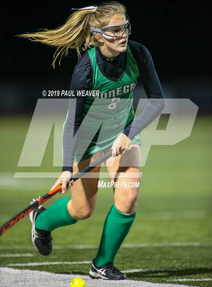 Thumbnail 2 in Selinsgrove vs. Donegal (PIAA 2A First Round) photogallery.