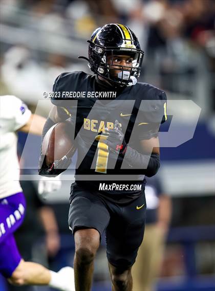 Thumbnail 3 in Tolar @ Timpson (UIL 2A D1 Football Final) photogallery.
