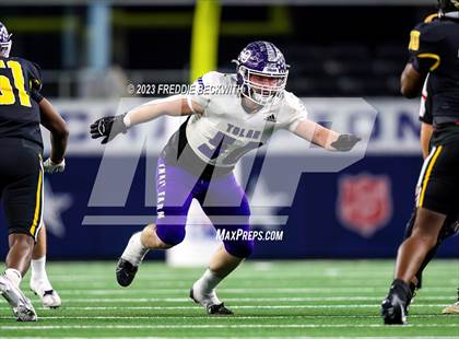Thumbnail 1 in Tolar @ Timpson (UIL 2A D1 Football Final) photogallery.