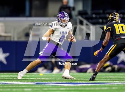 Thumbnail 1 in Tolar @ Timpson (UIL 2A D1 Football Final) photogallery.
