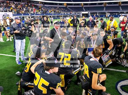 Thumbnail 3 in Tolar @ Timpson (UIL 2A D1 Football Final) photogallery.