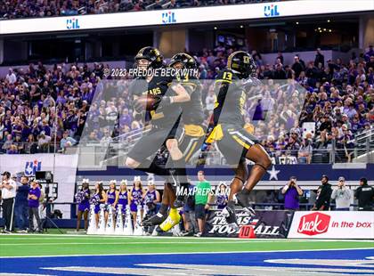 Thumbnail 1 in Tolar @ Timpson (UIL 2A D1 Football Final) photogallery.