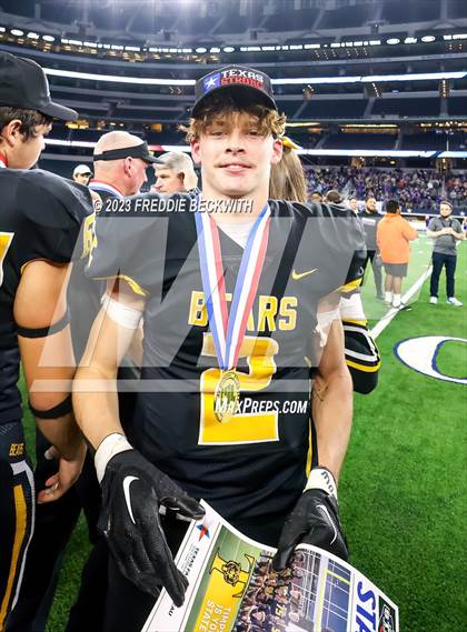 Thumbnail 1 in Tolar @ Timpson (UIL 2A D1 Football Final) photogallery.