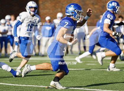 Thumbnail 2 in Covington Catholic @ Highlands photogallery.