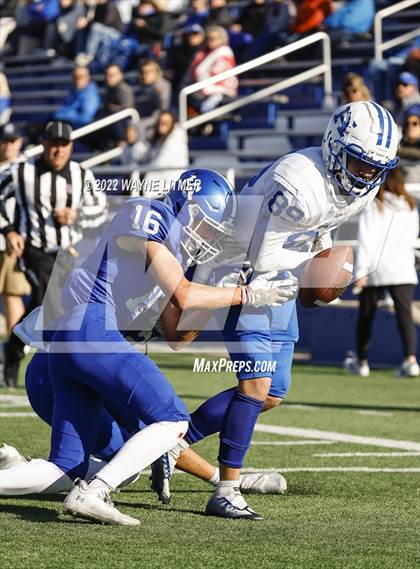 Thumbnail 2 in Covington Catholic @ Highlands photogallery.