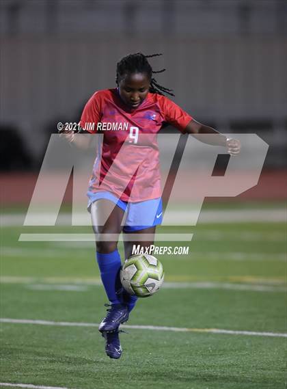 Thumbnail 1 in Rouse @ Leander photogallery.