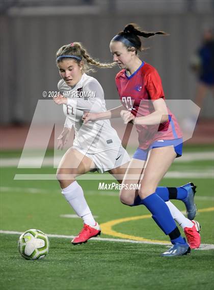 Thumbnail 2 in Rouse @ Leander photogallery.
