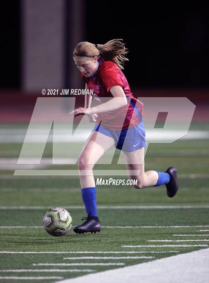 Thumbnail 2 in Rouse @ Leander photogallery.