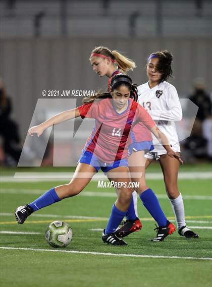 Thumbnail 3 in Rouse @ Leander photogallery.