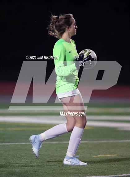 Thumbnail 3 in Rouse @ Leander photogallery.